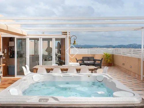 4 Bedrooms Apartment in Calle des Fornas