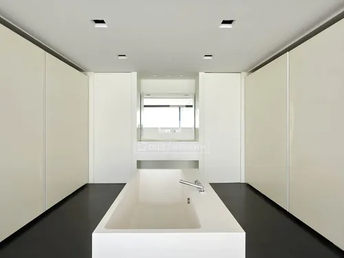 7 Bedrooms House / Villa in Mont D´Orsa