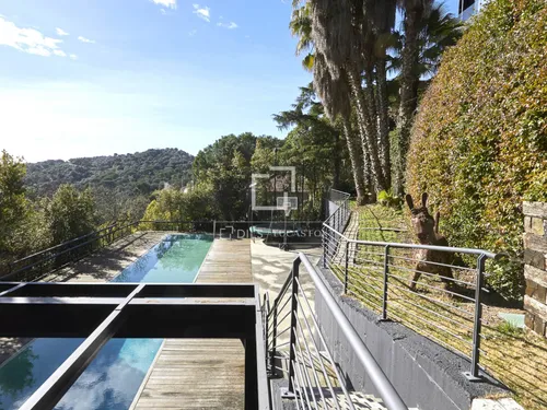 7 Bedrooms House / Villa in Mont D´Orsa