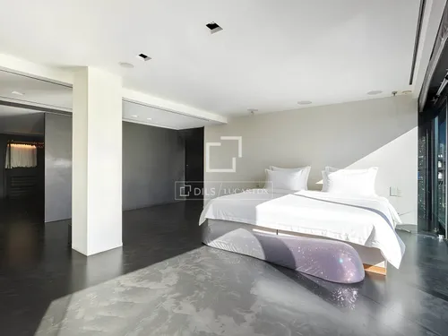 7 Bedrooms House / Villa in Mont D´Orsa