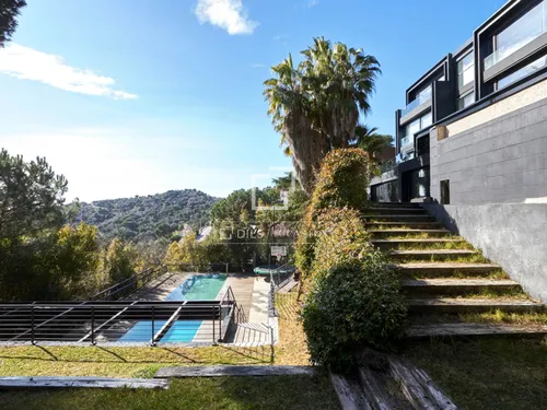 7 Bedrooms House / Villa in Mont D´Orsa