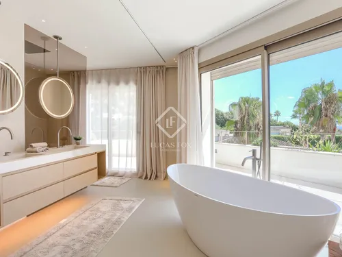4 Bedrooms House / Villa in avinguda de mallorca
