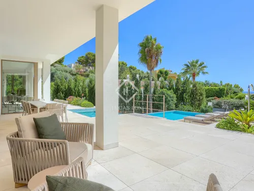 4 Bedrooms House / Villa in avinguda de mallorca