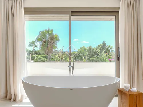 4 Bedrooms House / Villa in avinguda de mallorca
