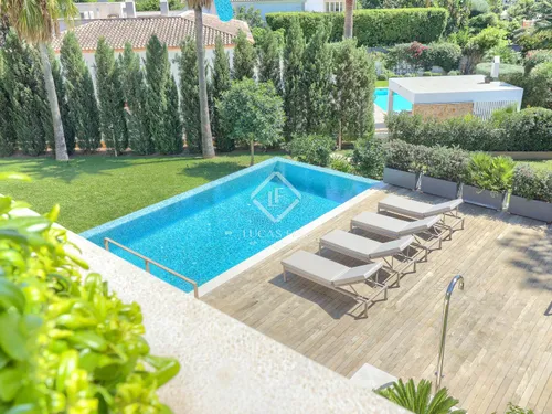 4 Bedrooms House / Villa in avinguda de mallorca
