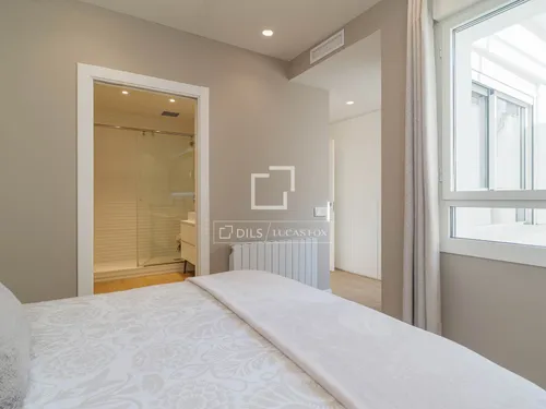 5 Bedrooms Apartment in Bori i Fontestà