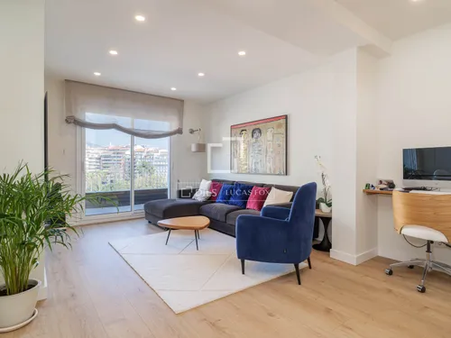 5 Bedrooms Apartment in Bori i Fontestà