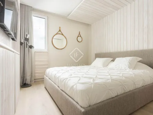 4 Bedrooms Apartment in Doctor Aiguader