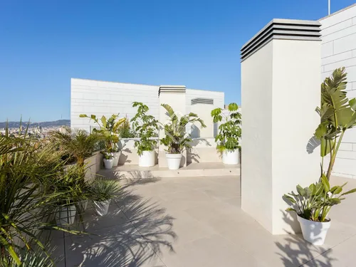 4 Bedrooms Apartment in Doctor Aiguader