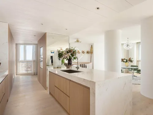 4 Bedrooms Apartment in Doctor Aiguader