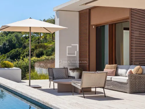 3 Bedrooms House / Villa in Urb. Cortesín