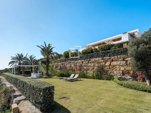 3 Bedrooms House / Villa in Urb. Cortesín