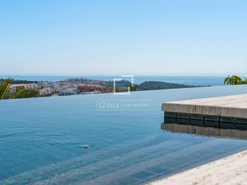 3 Bedrooms House / Villa in Urb. Cortesín