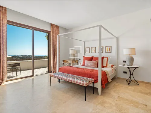 3 Bedrooms House / Villa in Urb. Cortesín