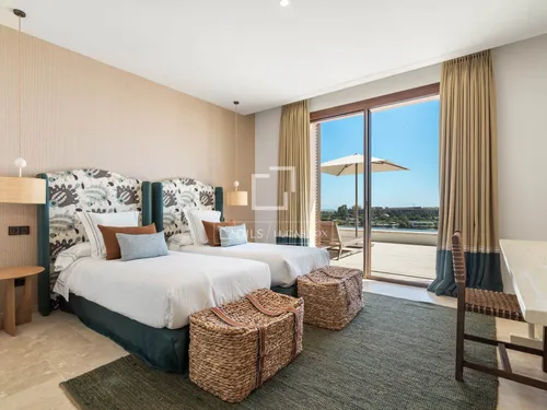 3 Bedrooms House / Villa in Urb. Cortesín