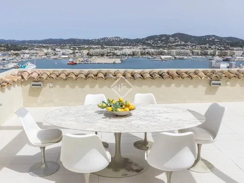 4 Bedrooms House / Villa in Santa Maria