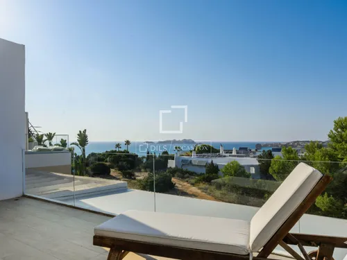 3 Bedrooms House / Villa in CR CALA MOLI