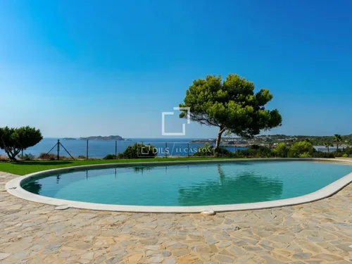 3 Bedrooms House / Villa in CR CALA MOLI