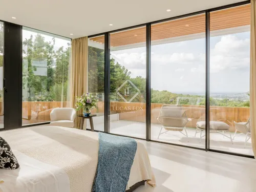4 Bedrooms House / Villa in Santa Eularia del rio
