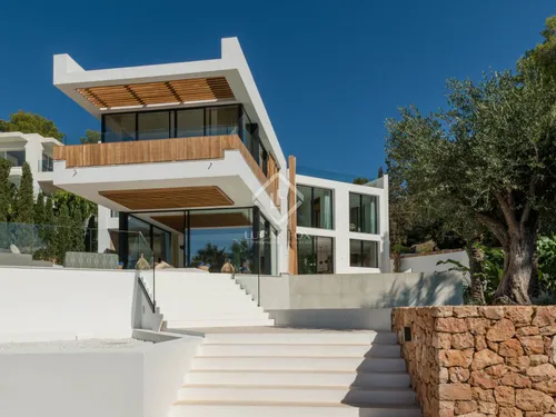 4 Bedrooms House / Villa in Santa Eularia del rio