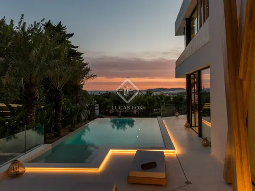 4 Bedrooms House / Villa in Santa Eularia del rio