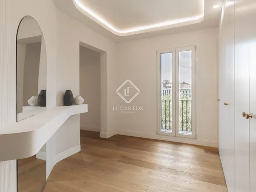 3 Bedrooms Apartment in Gran Via