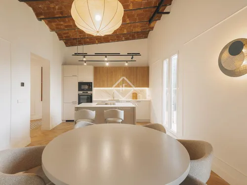 3 Bedrooms Apartment in Gran Via