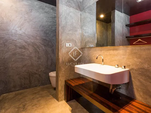 2 Bedrooms Apartment in Passatge Sert