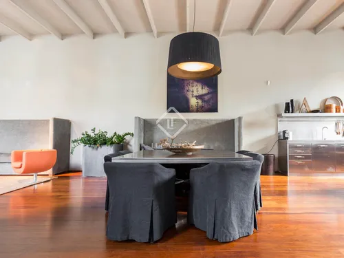 2 Bedrooms Apartment in Passatge Sert
