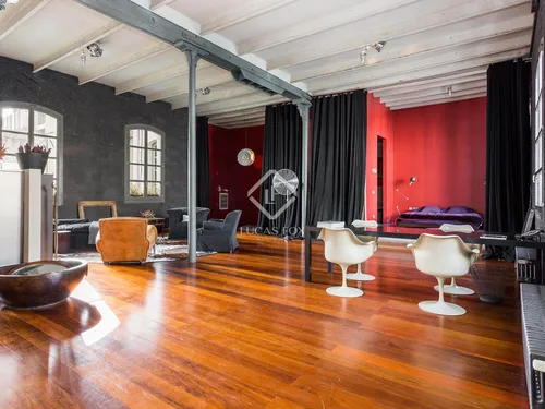 2 Bedrooms Apartment in Passatge Sert