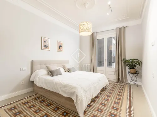 3 Bedrooms Apartment in Aragó
