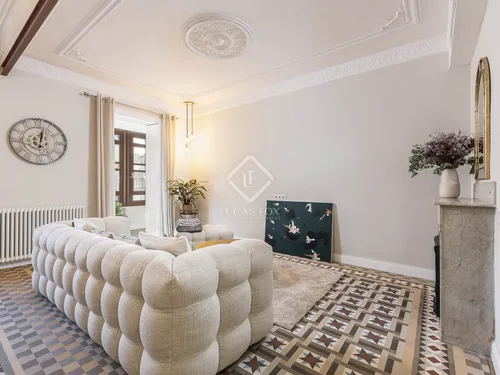 3 Bedrooms Apartment in Aragó