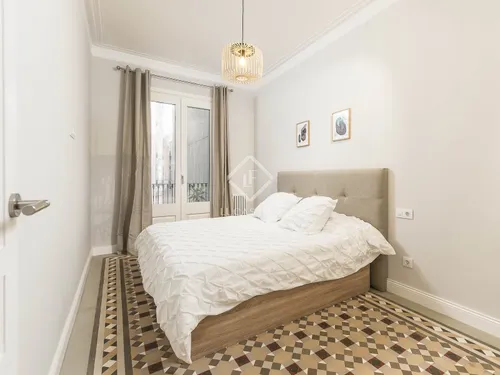 3 Bedrooms Apartment in Aragó