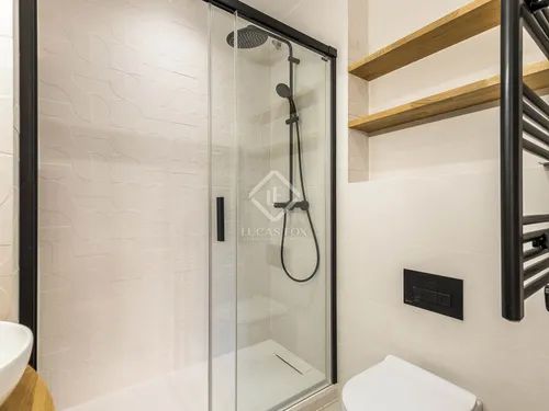 3 Bedrooms Apartment in Aragó