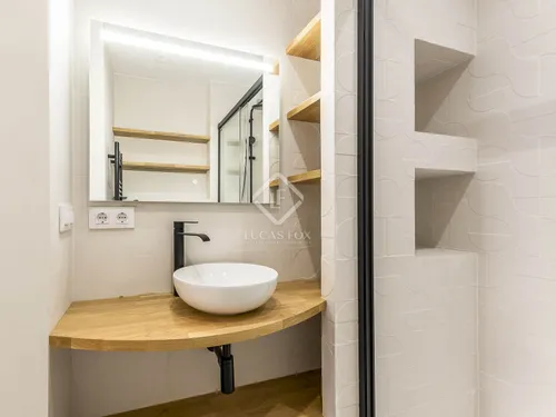 3 Bedrooms Apartment in Aragó