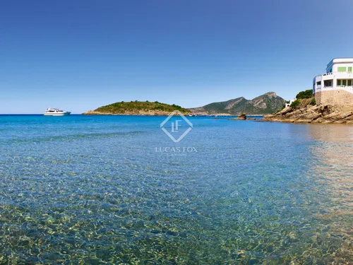 Newly built apartments for sale in the southwest of Mallorca, Balearic Islands.