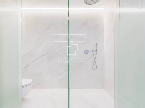 3 Bedrooms Apartment in Rambla Prim