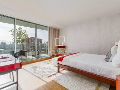 3 Bedrooms Apartment in Rambla Prim