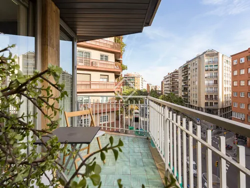 4 Bedroom apartment with 28m² terrace for sale in Sant Gervasi - Galvany, Barcelona