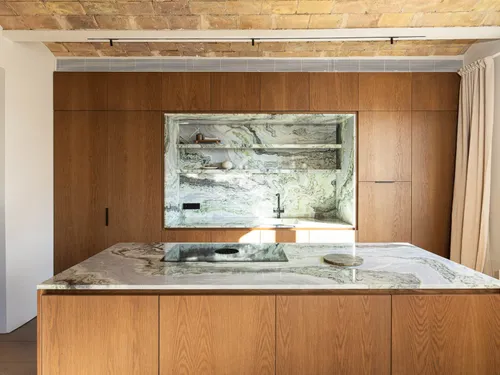 Elegant fully renovated 142 m² apartment with luxury finishes for sale in Eixample Right, Barcelona