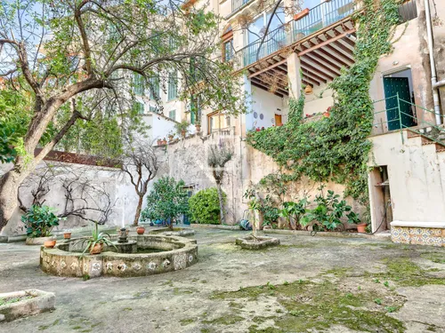 6 Bedrooms Apartment in Calle San Bartolomé