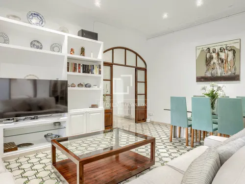 6 Bedrooms Apartment in Calle San Bartolomé