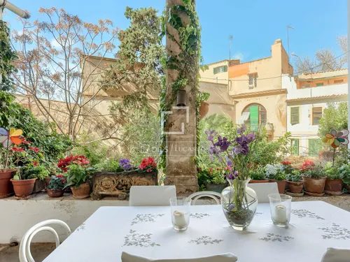 6 Bedrooms Apartment in Calle San Bartolomé