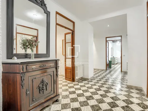 6 Bedrooms Apartment in Calle San Bartolomé