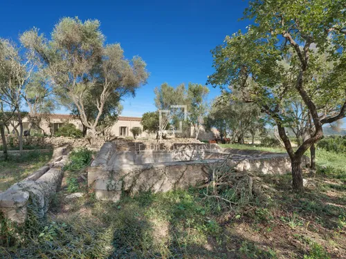 4 Bedrooms Country house in Polígono 13