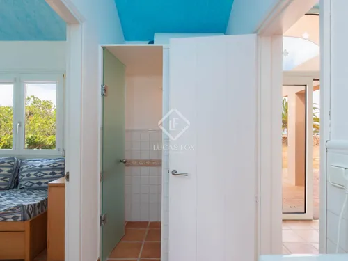 5 Bedrooms House / Villa in Carrer de Sa Cala