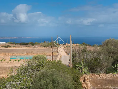 5 Bedrooms House / Villa in Carrer de Sa Cala