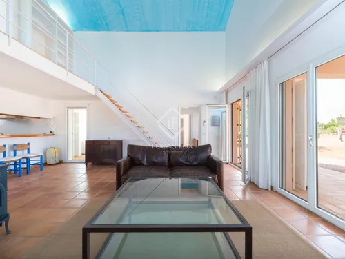 5 Bedrooms House / Villa in Carrer de Sa Cala