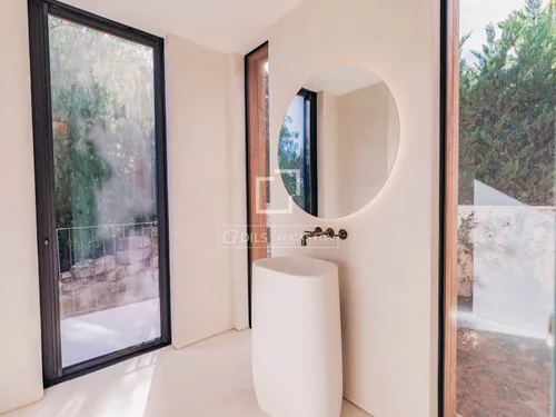 7 Bedrooms House / Villa in Villa Zoom