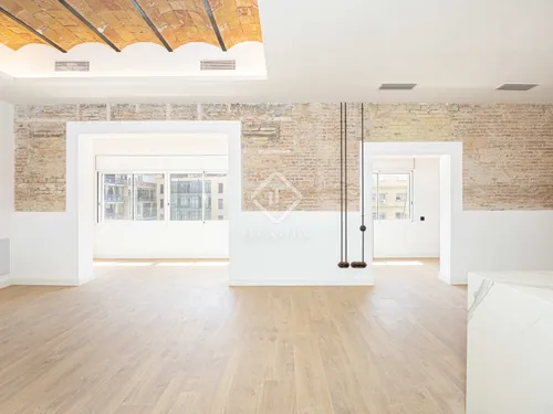 Excellent 4 Bedroom apartment for sale in Eixample Right, Barcelona